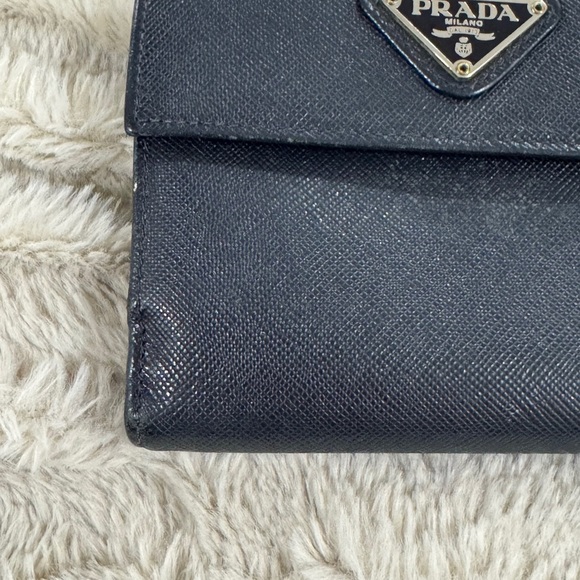 Prada Black Saffiano Leather Wallet - Picture 2 of 10
